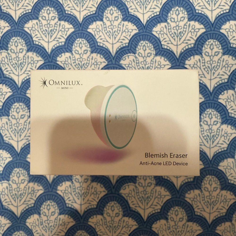 Mini Blemish Eraser - White